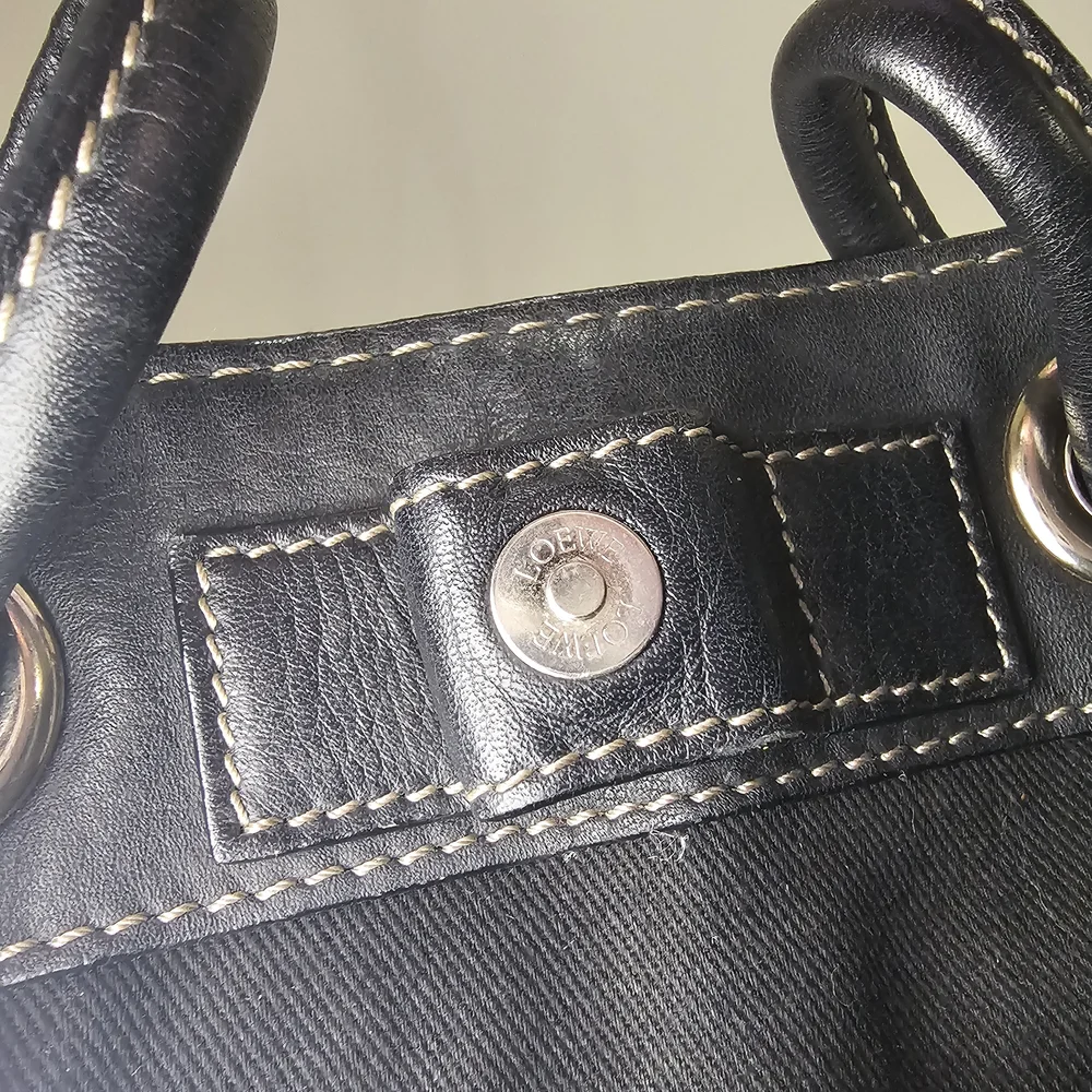 Authentic LOEWE Black Leather Stitched Anagram Logo Shopper Tote Bag (Pristine) - Picture 13 of 15